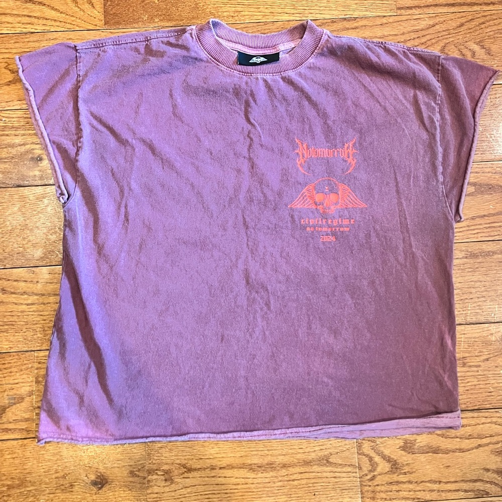 Civil regime sleeveless shirt size large maroonish purple